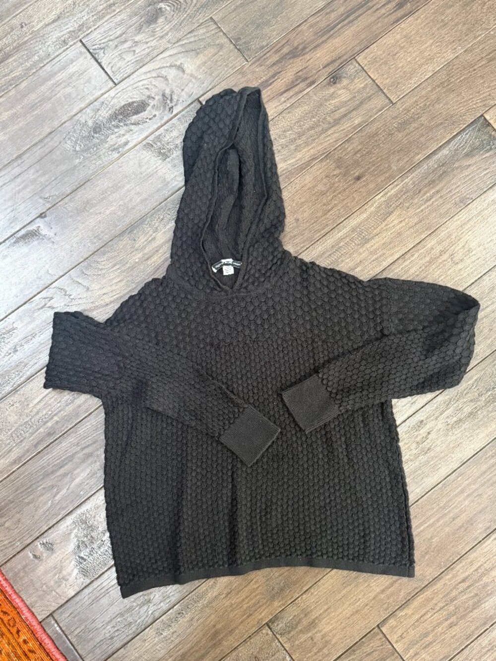 Cotton by Autumn Cashmere pullover top with hood. Size Small